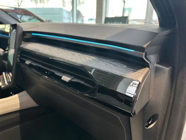 Renault Espace E-Tech Hybrid Iconic