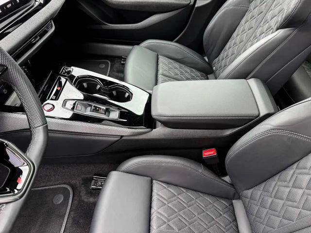 Audi S5 Avant Quattro