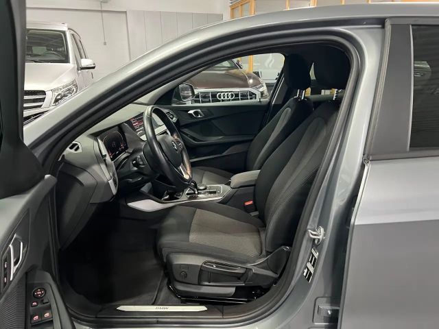 BMW 118 118d Advantage pakket Sedan