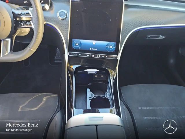 Mercedes-Benz C 180 AMG Line Sedan