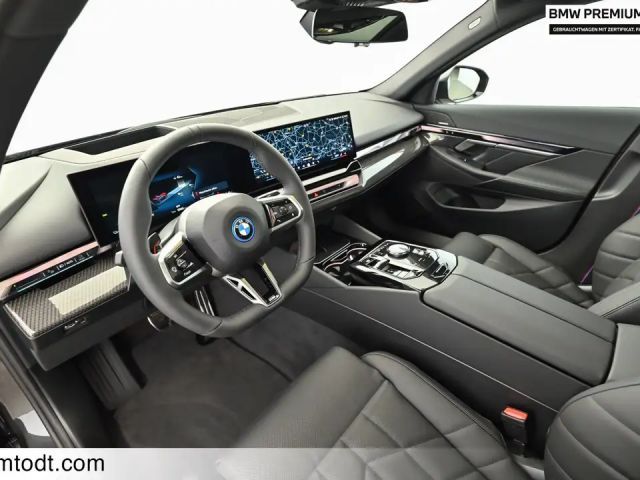 BMW i5 Sedan eDrive40