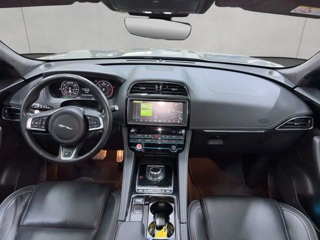 Jaguar F-Pace AWD R-Sport