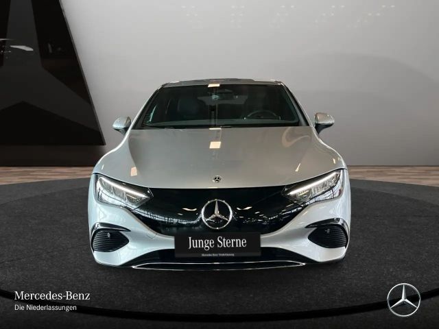 Mercedes-Benz EQE 300 AVANTGARDE Sedan