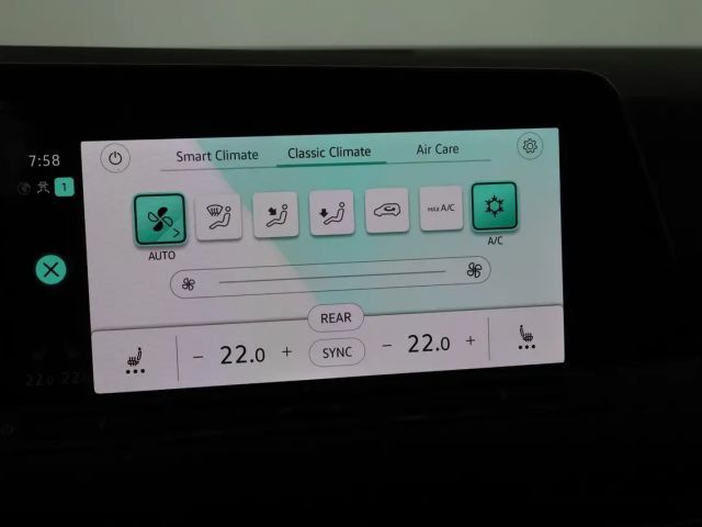 Volkswagen Golf DSG R-Line