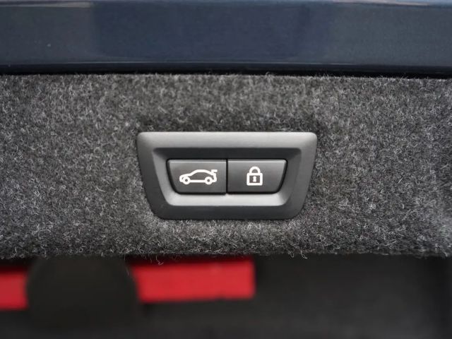 BMW 530 530e M-Sport Sedan