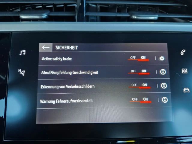 Opel Corsa F e  LED+SHZ+LHZ+KLIMAAUTOMATIK+PDC