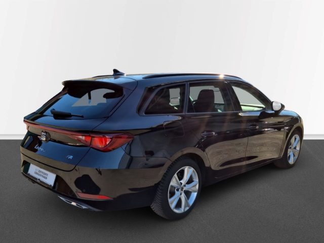 Seat Leon 1.5 eTSI FR-lijn Sportstourer