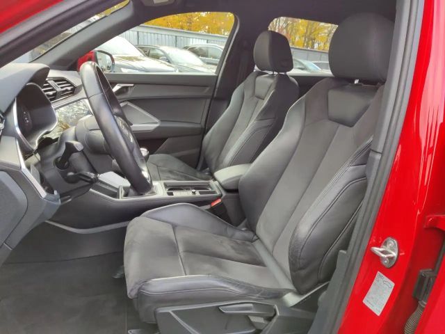 Audi Q3 35 TFSI S-Line