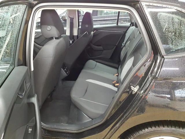 Skoda Scala Essence 1,0 TSI  5-Gang Mech.