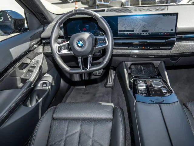 BMW 520 520d M-Sport