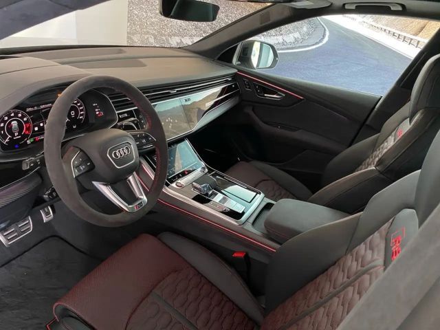 Audi RS Q8 4.0 TFSI Performance Quattro