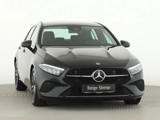 Mercedes-Benz A 200 Progressive