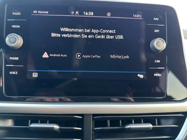 Volkswagen T-Roc 1.0 TSI Move