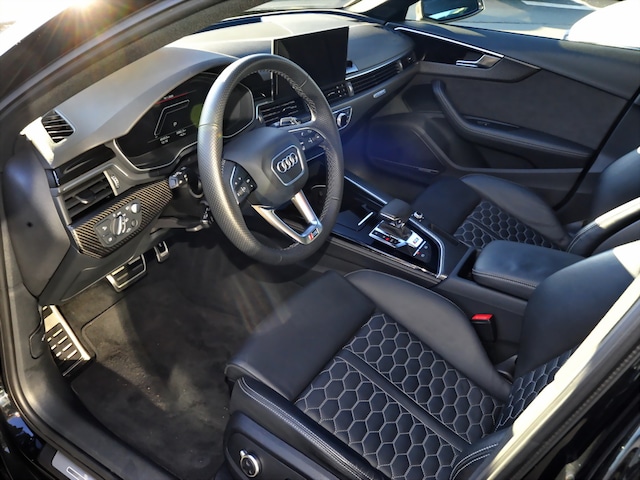 Audi RS4 Avant Quattro