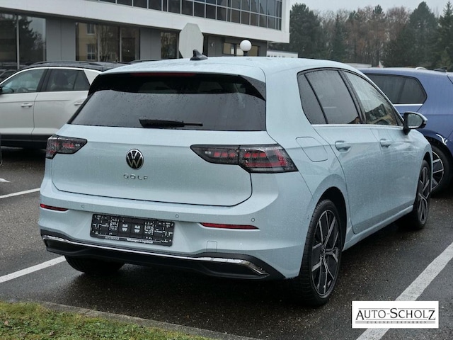 Volkswagen Golf Style