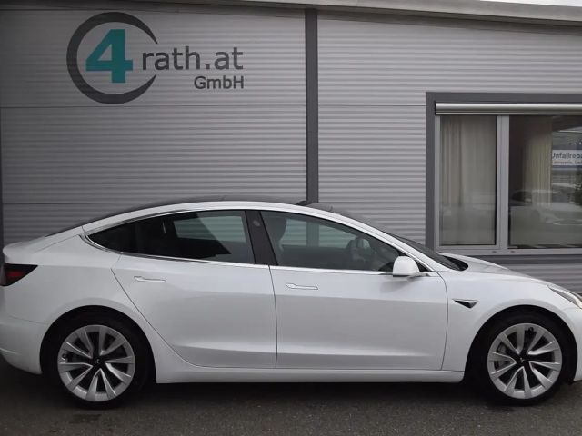 Tesla Model 3 RWD Standard Range