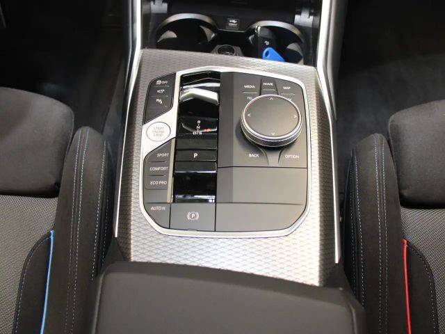 BMW 320 320d M-Sport Touring