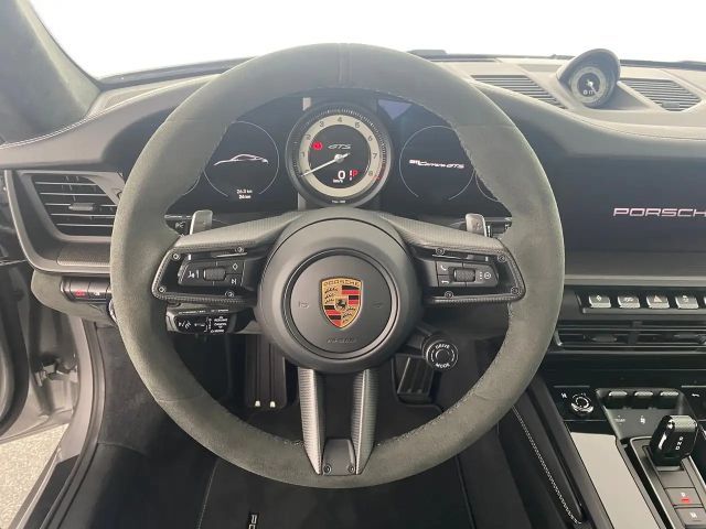 Porsche 911 Carrera Coupé GTS
