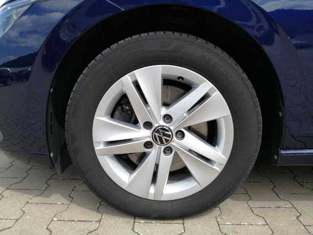 Volkswagen Golf 2.0 TDI Life Variant