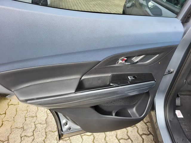 SsangYong Korando eMotion TITANIUM+ACC+LED+VERKEHRSZEICHEN