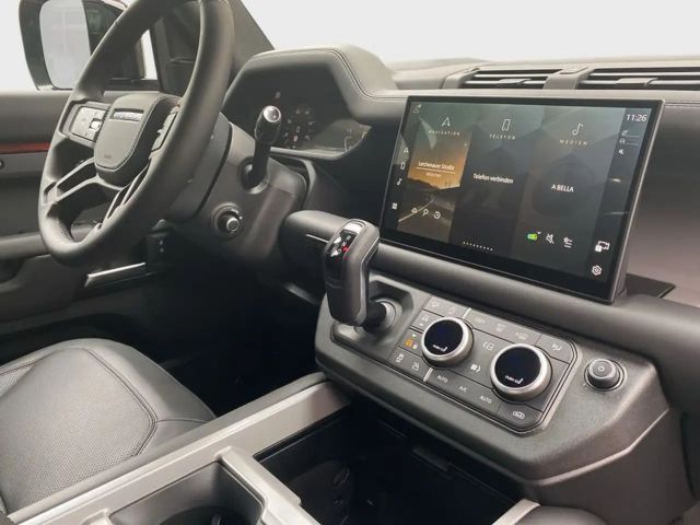 Land Rover Defender 110 D300