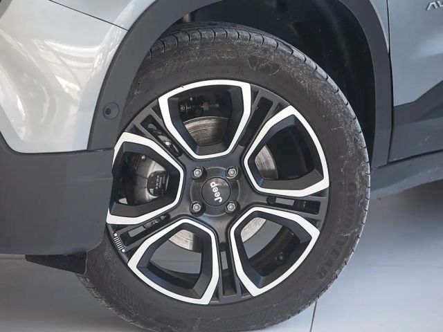 Jeep Avenger Full-Electric Summit