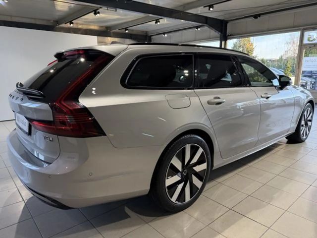 Volvo V90 AWD Dark Recharge T8 Ultra