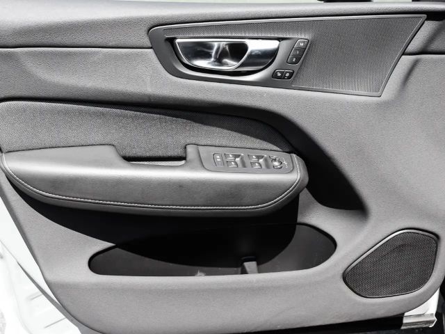 Volvo XC60 Dark Plus