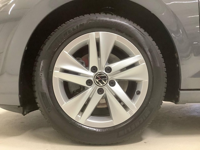 Volkswagen Golf DSG Life Variant