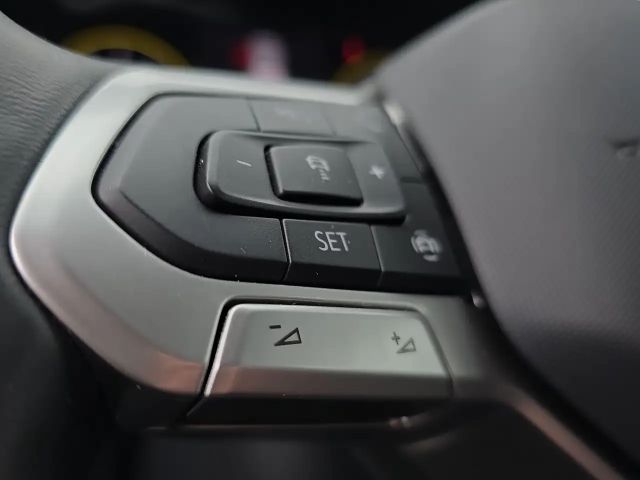 Volkswagen Golf 1.5 eTSI DSG Life Move