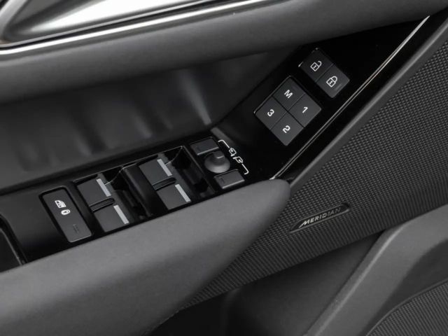 Land Rover Range Rover Velar D300 Dynamic SE