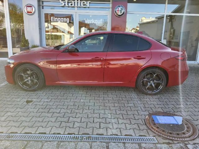 Alfa Romeo Giulia Q4