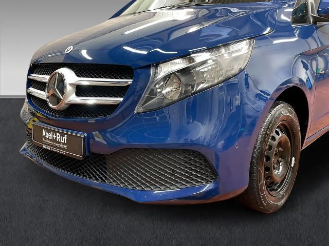 Mercedes-Benz V 220 Limousine Lang V 220 d