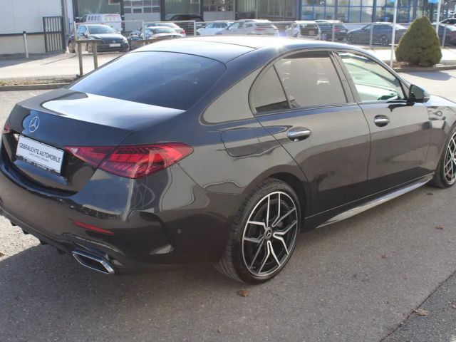 Mercedes-Benz C 200 4MATIC Sedan