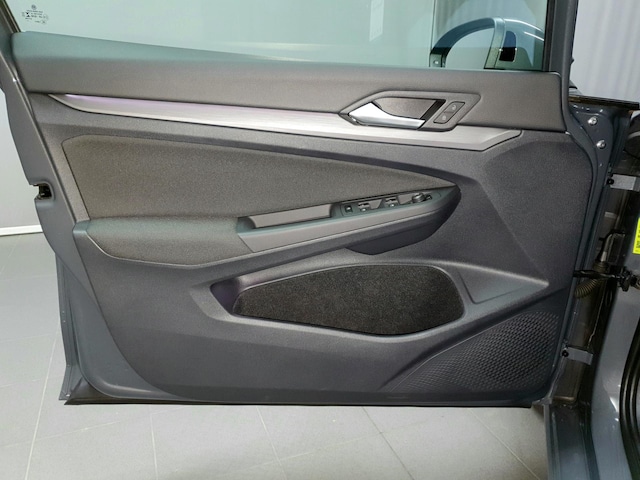 Volkswagen Golf 2.0 TDI DSG Style