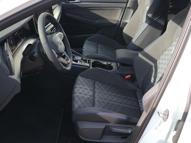 Volkswagen Golf DSG R-Line