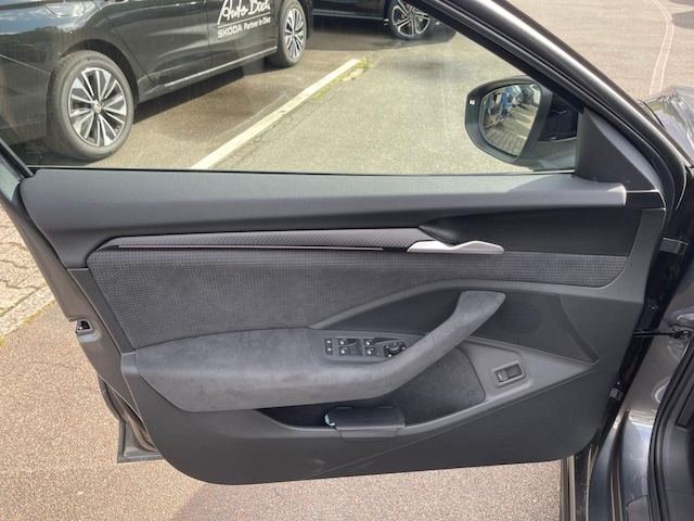 Skoda Superb 4x4 Combi Sportline