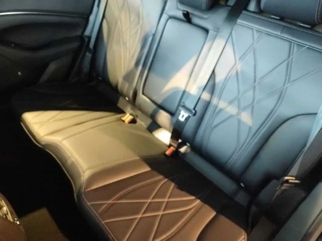 Ford Mustang Mach-E NAVI LED LRH SHZ Klimaaut Digitales Cockpit Sounds