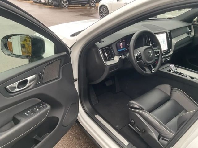 Volvo XC60 Dark Plus