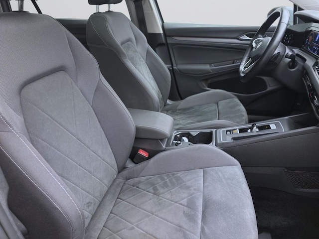 Volkswagen Golf 1.5 eTSI DSG Style Variant