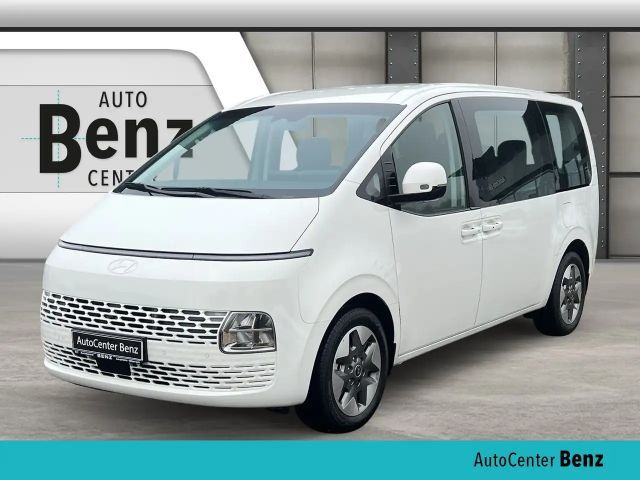 Hyundai Staria Trend