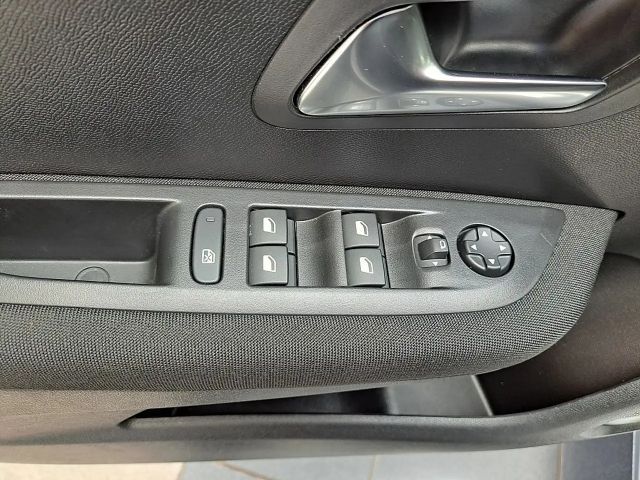 Peugeot 208 Active Pack PureTech