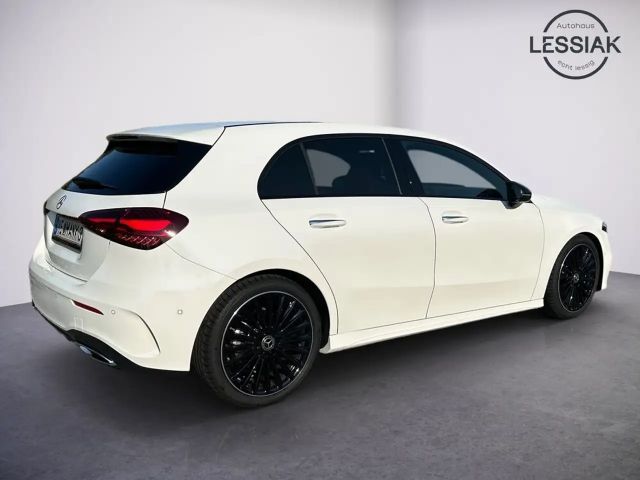Mercedes-Benz A 220 A 220 d AMG Line Premium