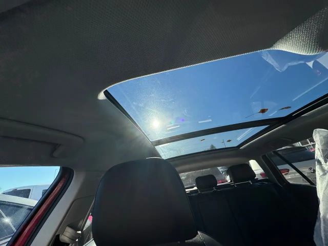 Volkswagen Golf Business DSG Variant