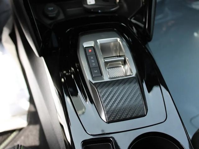 Peugeot 2008 EAT8 GT-Line PureTech