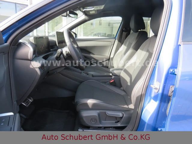 Volkswagen T-Roc 1.5 eTSI DSG R-Line