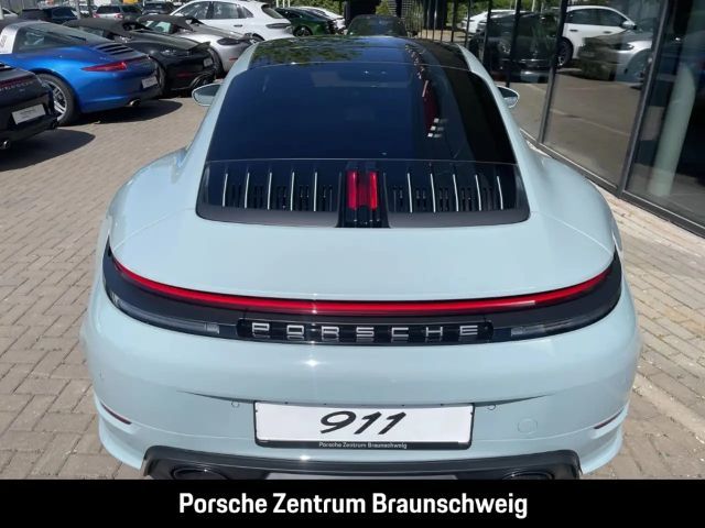 Porsche 992 Carrera Coupé