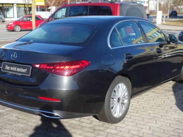 Mercedes-Benz C 180 AVANTGARDE Sedan