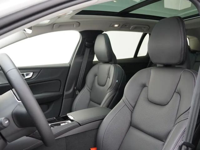 Volvo V60 AWD Plus T6