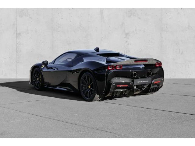 Ferrari SF90 Stradale